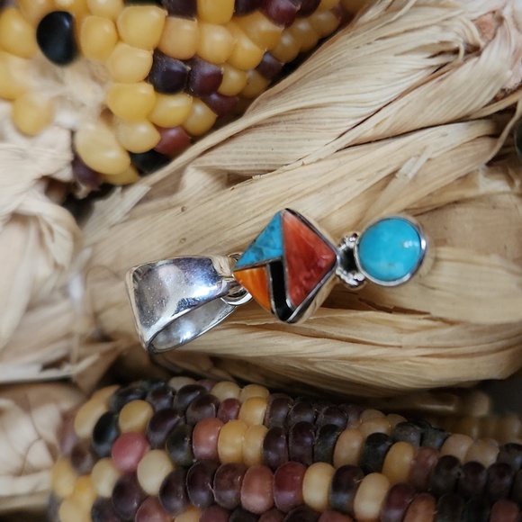 NWOT Native American Navajo Multi-stone Inlay Pendant 💙🧡🎁 - Picture 2 of 9